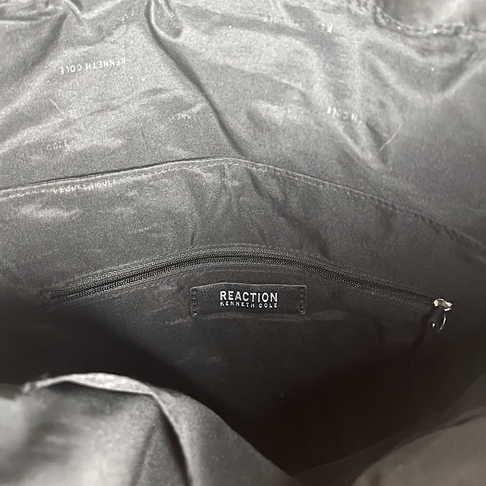 Kenneth Cole Reaction Black Purse Printed Brand Large Bag Adjustable Silver EUC‍ - Picture 5 of 14